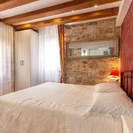 Studios Aurelia Palace Split Exterior photo